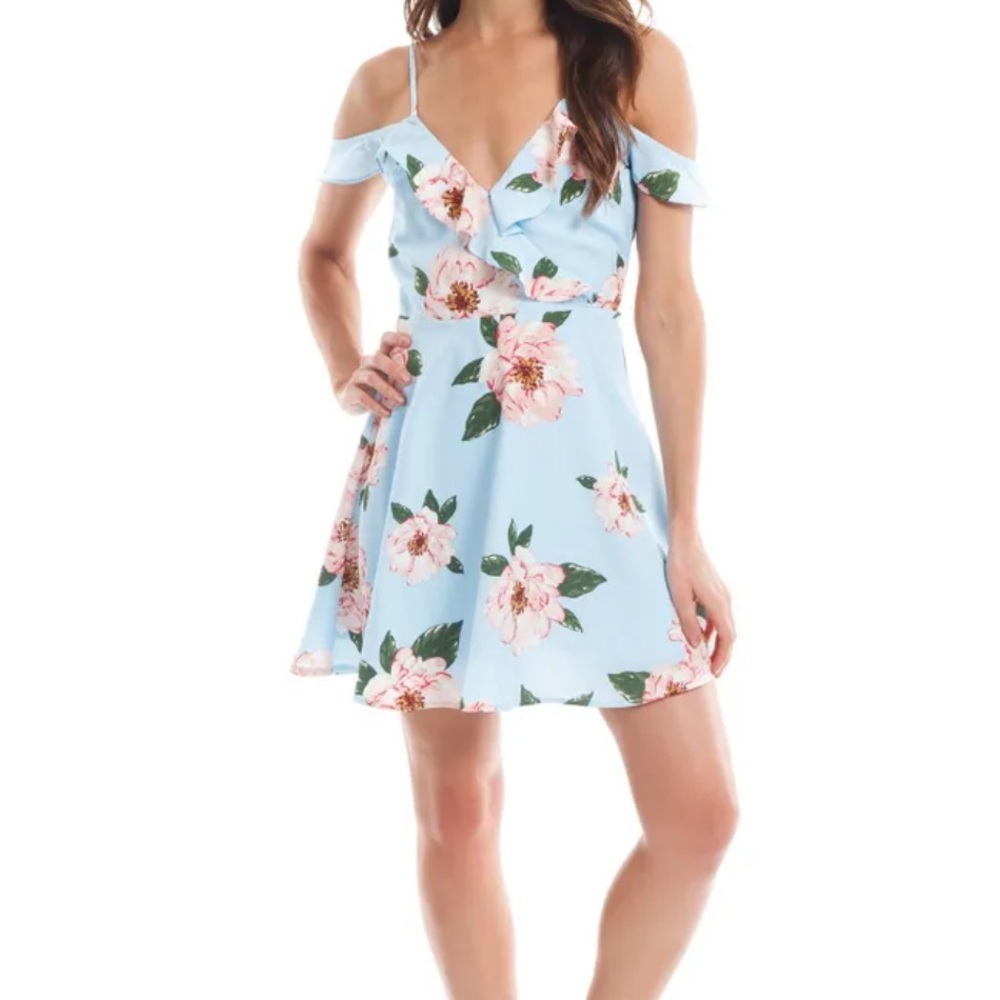 NWT - Women’s Size Medium - JOA Floral Ruffle Cold Shoulder Dress